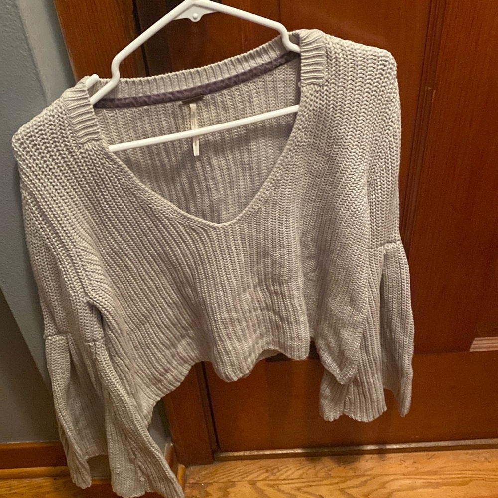 Free People cropped sweater - Picture 1 of 3